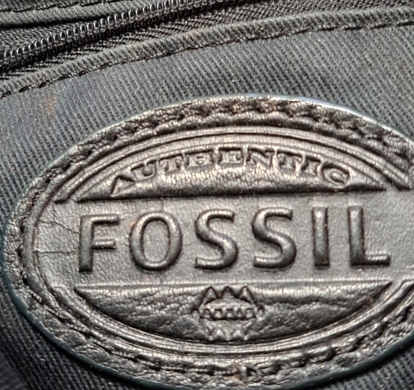 Fossil Leather Colorblock Crossbody Bag - Picture 7 of 12